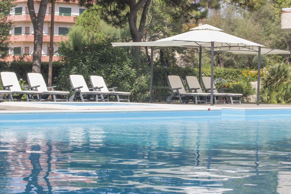 Hotel Capo Circeo Centro Benessere & Padel San Felice Circeo Exterior foto